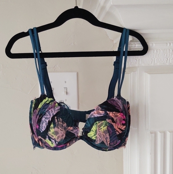 Pink | Date Plunge Pushup Multi-way Bra - Picture 1 of 5